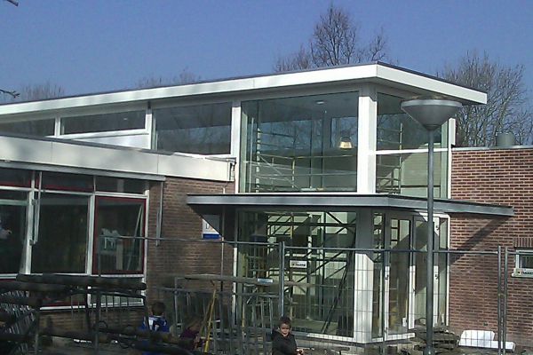 Van den Doelschool