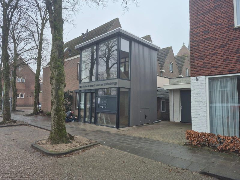 Vandaag voeren wij de laatste werkzaamheden uit in wagenberg