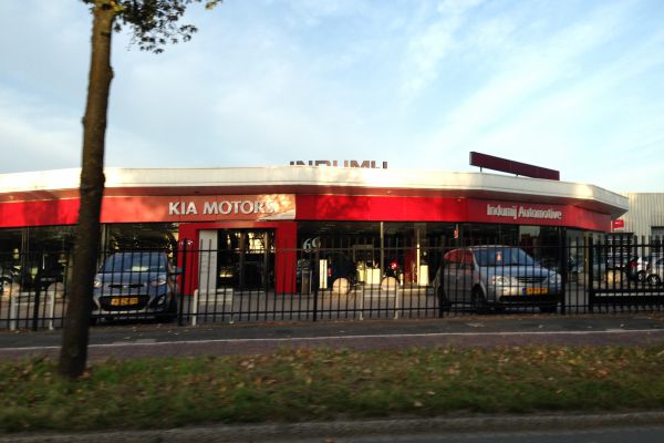 Kia Dealer